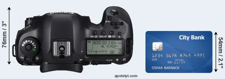 5DS versus credit card top view