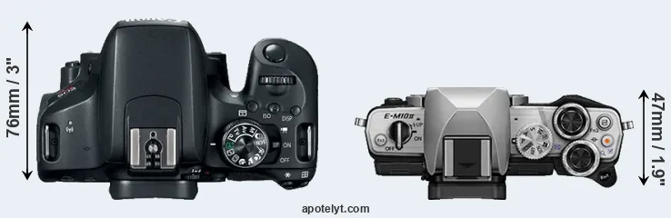Compare 800D versus E-M10 II top