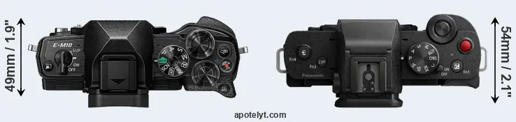 Compare E-M10 IV versus G110 top