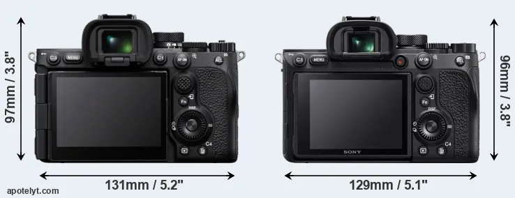 Comparison A7R V or A7R IV rear